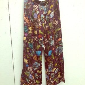 Comfy but glamorous lounge pants